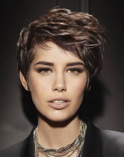 frisuren damen kurz|More.